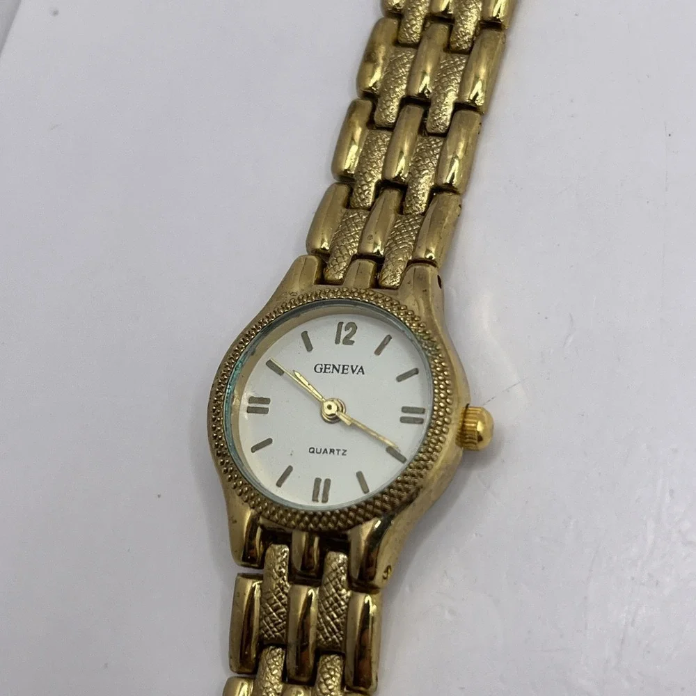Geneva Women's Quartz Watch Gold 7